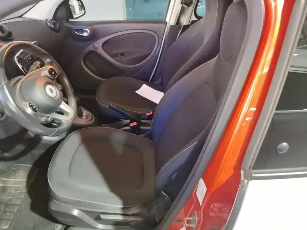 smart forfour 2017 2016 1.0L 52kW Passion Edition