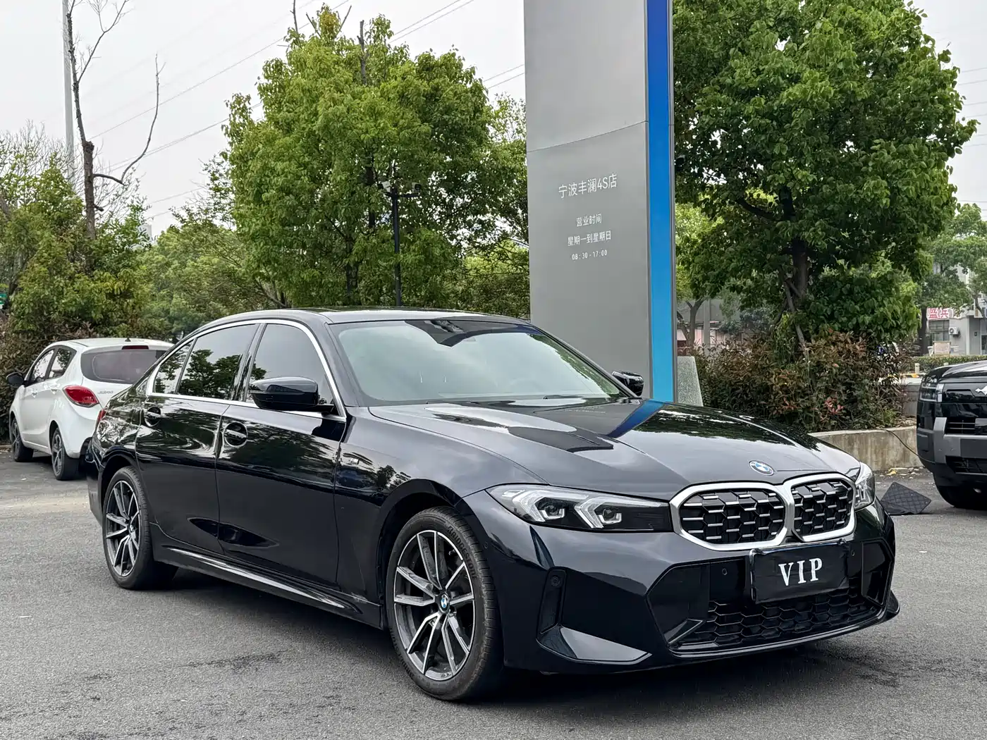 BMW 3 Series 2024 325Li M Sport Package фото 3