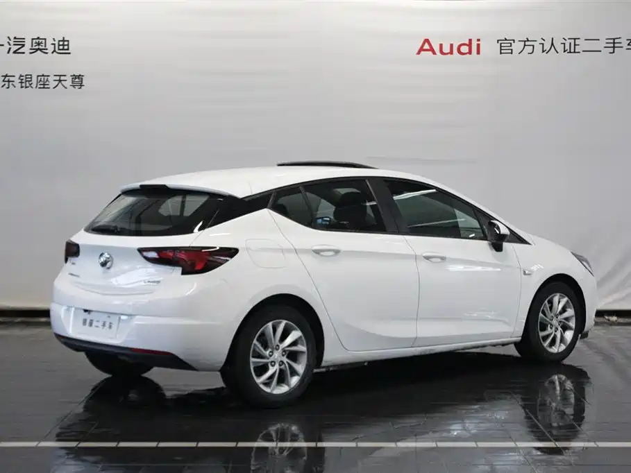 Buick Verano 2016 Hatchback 15S Automatic Leading фото 5