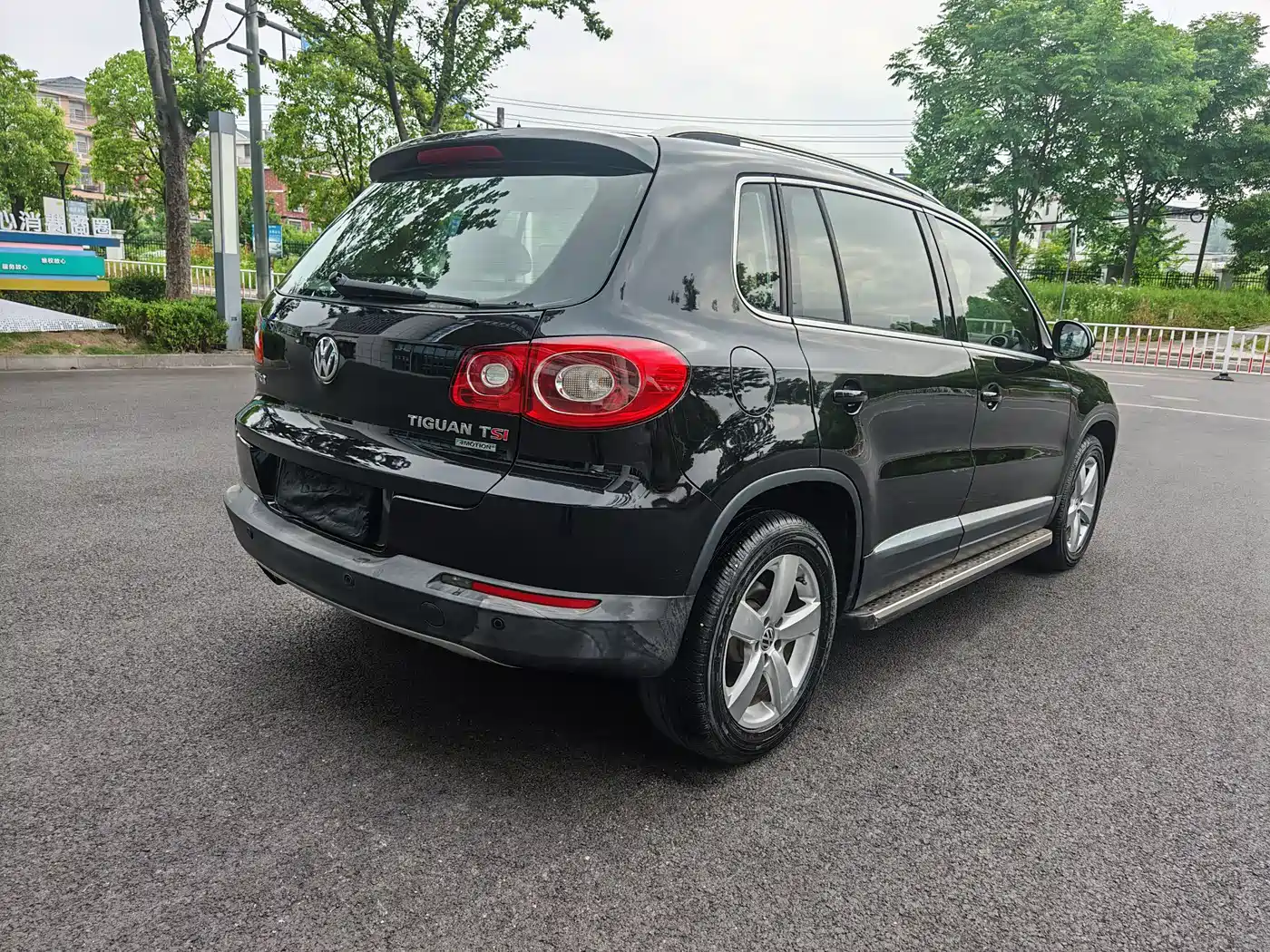 Volkswagen Tiguan 2010 1.8TSI Automatic 4WD Elite фото 5
