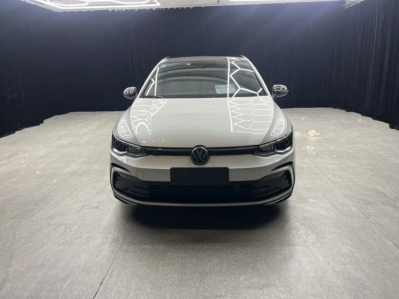 Volkswagen Golf 2023 Facelift 280TSI DSG R-Line Lite фото 2