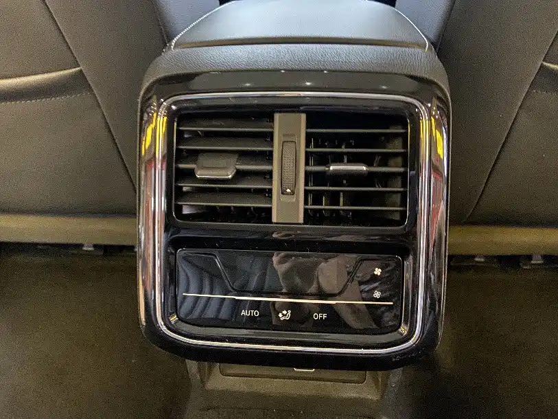 Фото 9 - Volkswagen Passat