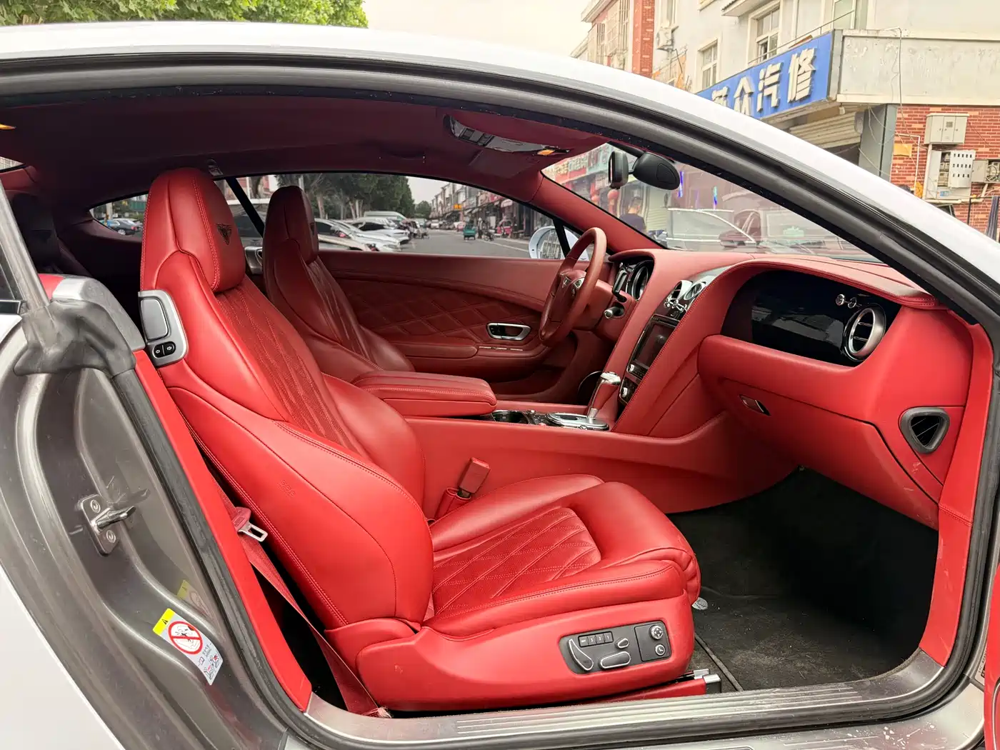 Photo 8 - Bentley Continental