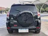 Фото 6 - Toyota RAV4