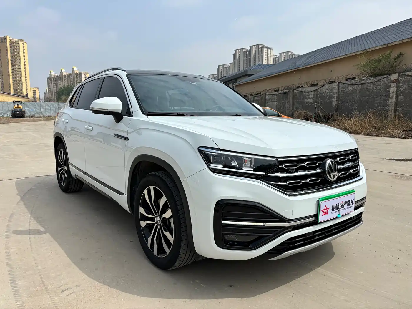 Volkswagen Tayron 2022 380TSI 4WD R-Line Smart Connect Edition фото 3