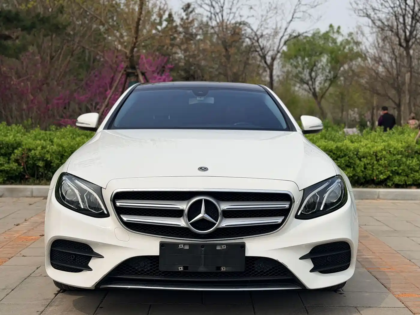 Mercedes-Benz E-Class 2019 E 200 L Sport фото 2