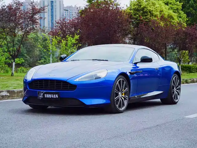  Aston Martin Virage 2012 6.0 Coupe