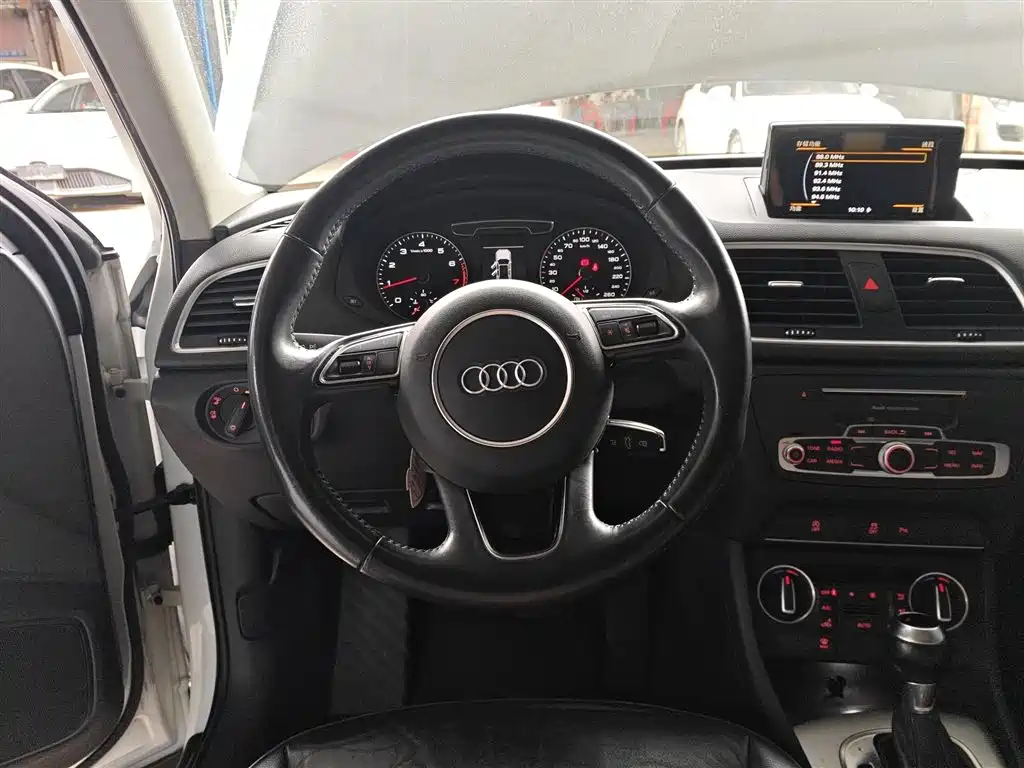 Audi Q3 2016 30 TFSI Fashion фото 7
