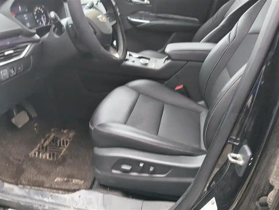 Cadillac XT4 2021 28T FWD Technology Edition фото 9