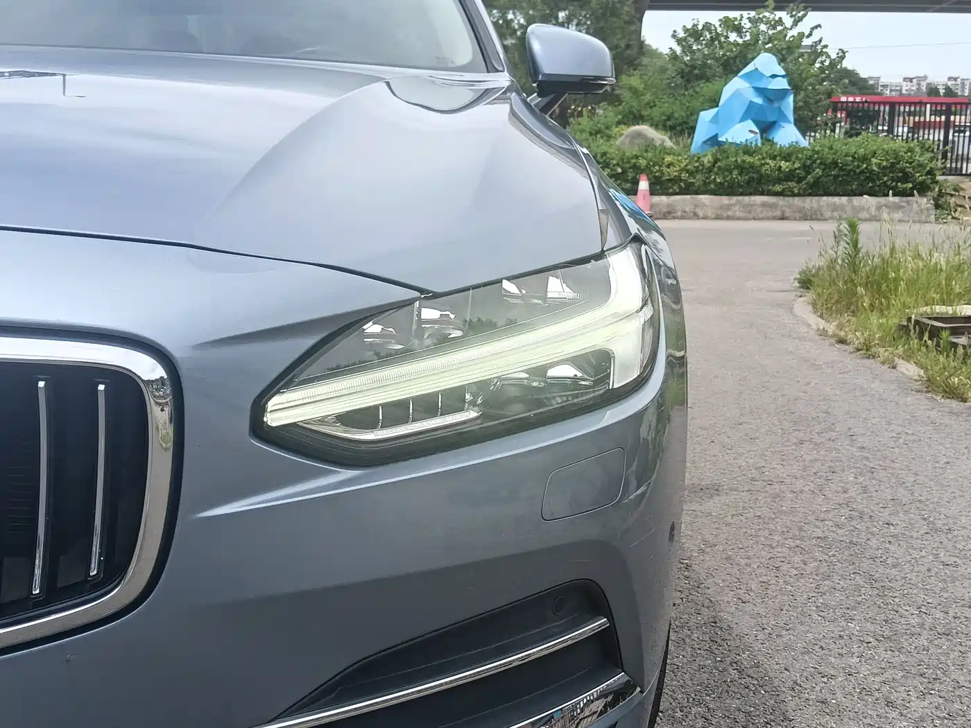 Фото 3 - Volvo S90