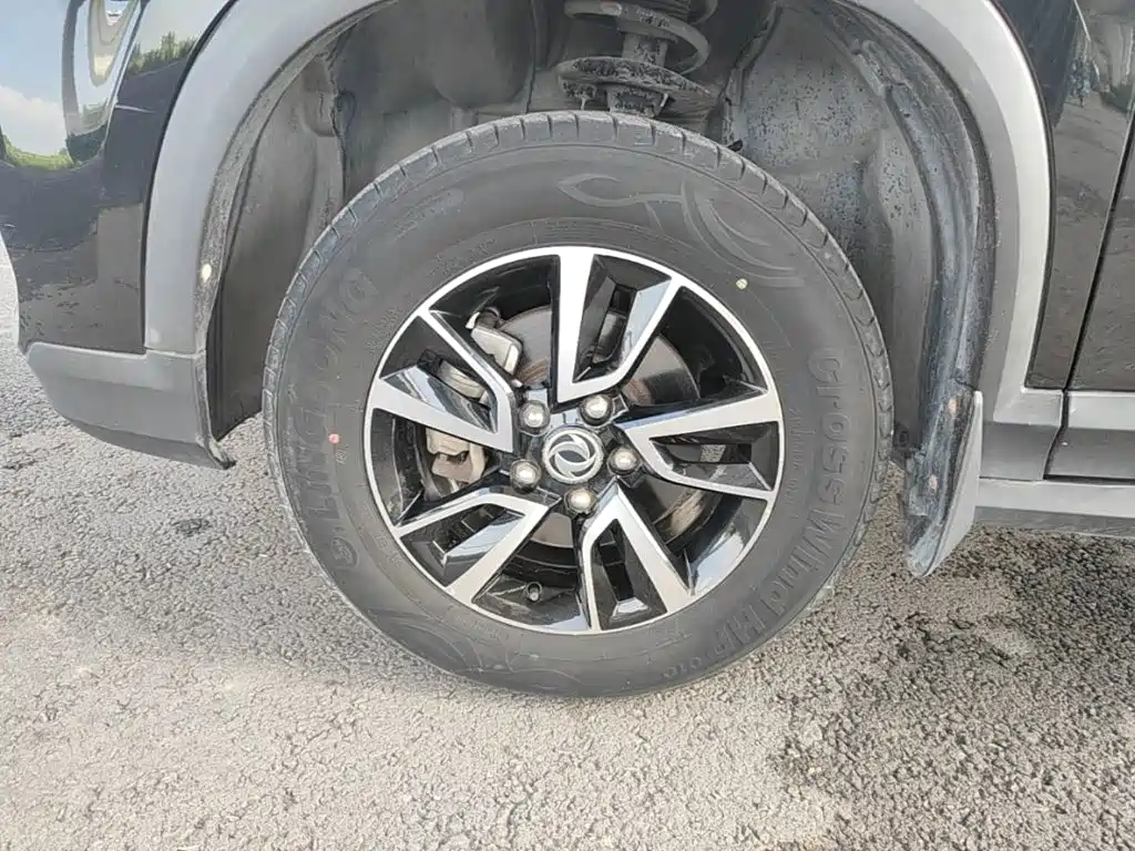Dongfeng Fengxing Fengxing T5 2019 2021 1.6L Manual Comfort
