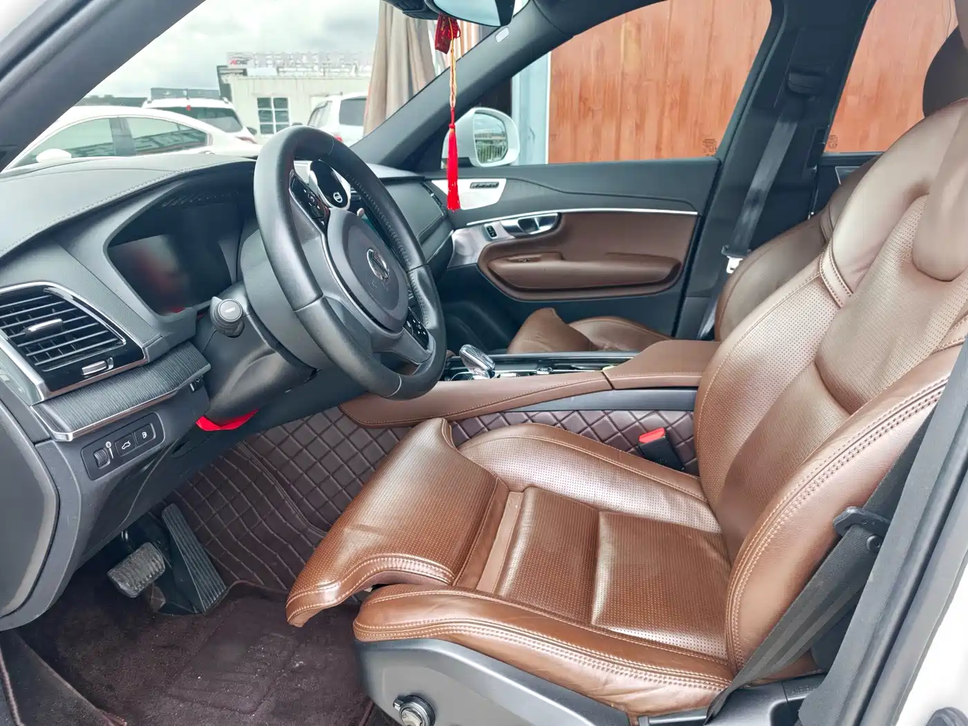 Volvo XC90 Plug-in Hybrid 2021 2022 Facelift E-Drive Hybrid T8 Intelligent Premium Luxury 7-Seater