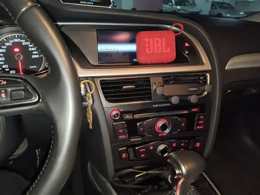 Audi A4L 2013 35 TFSI Automatic Standard фото 6
