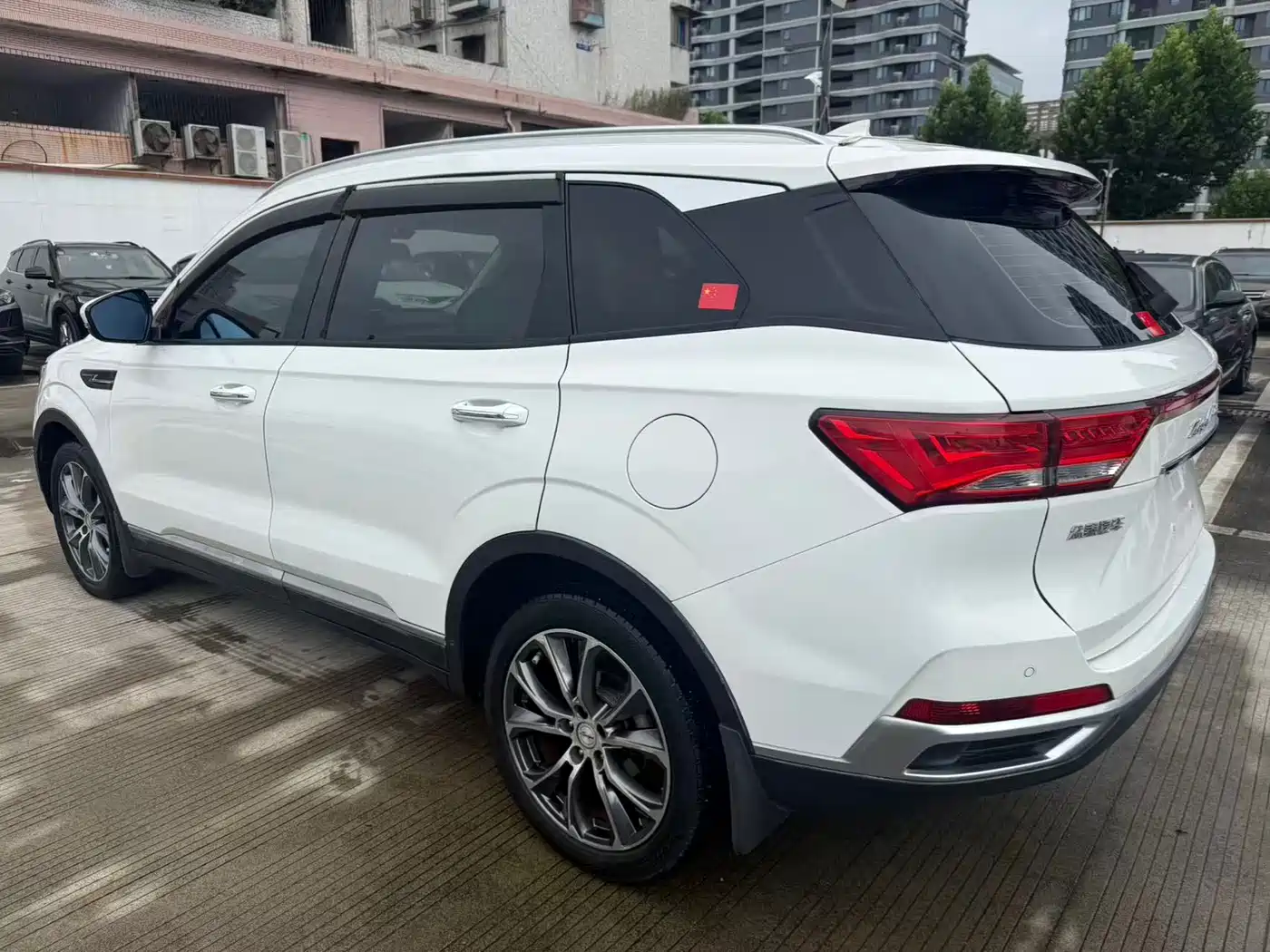 Zotye T500 2018 2018 1.5T Automatic Smart Connected Premium