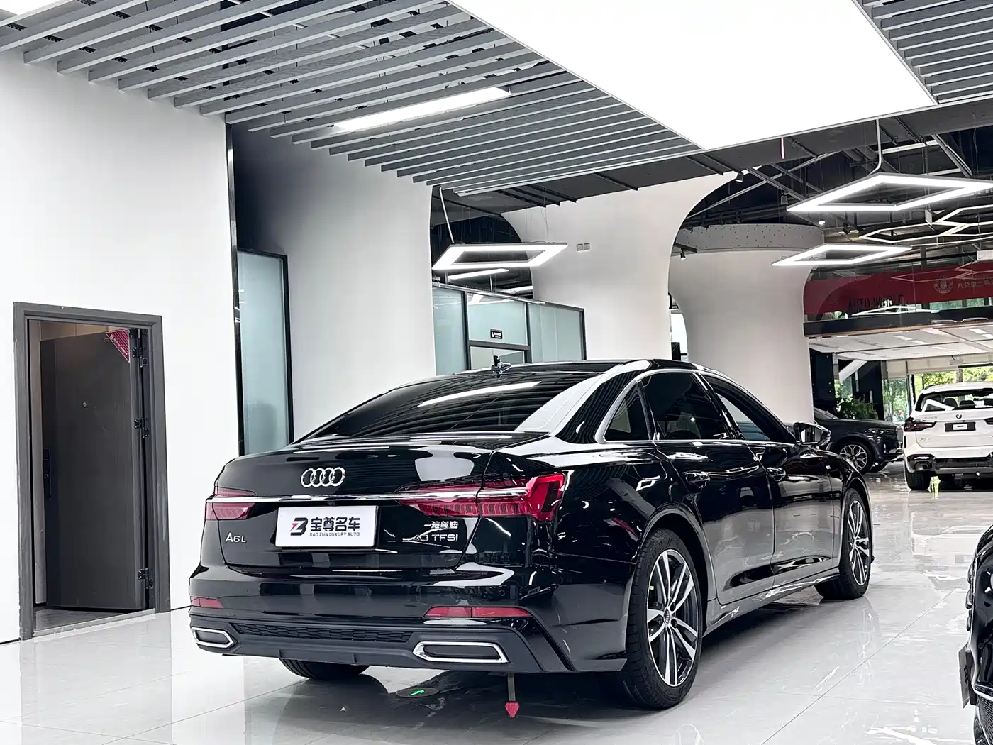 Audi A6L 2021 40 TFSI Luxury Sport фото 18