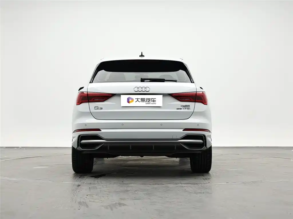 Audi Q3 2022 35 TFSI Fashion Dynamic фото 4