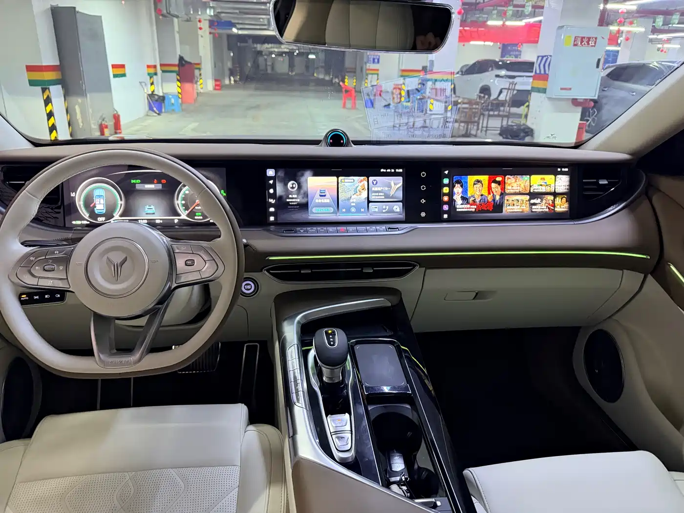 Voyah Auto VOYAH FREE 2021 AWD Standard Range Extender Exclusive Luxury Package фото 15
