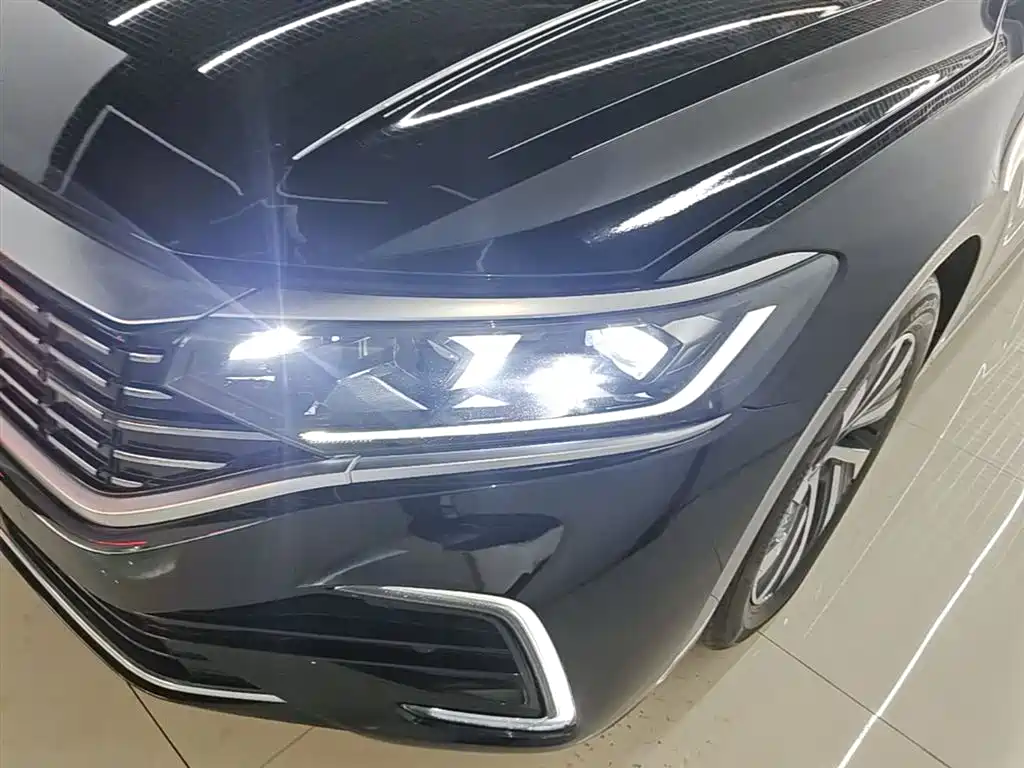 Volkswagen Passat New Energy 2022 Facelift 430PHEV Hybrid Elite Edition фото 24