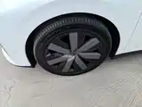 Фото 23 - Li Auto i6