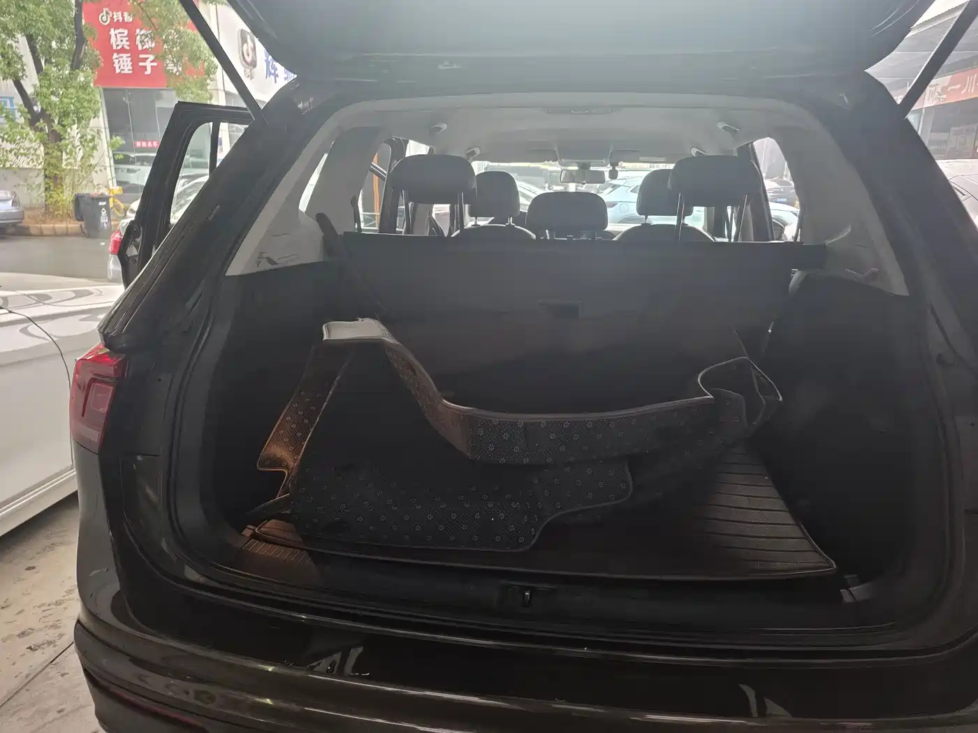 Volkswagen Tiguan L 2017 2017 330TSI Automatic 2WD Trend Edition