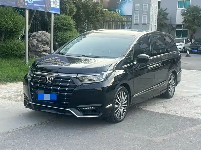 Honda Elysion 2.0L e:HEV, Максимум