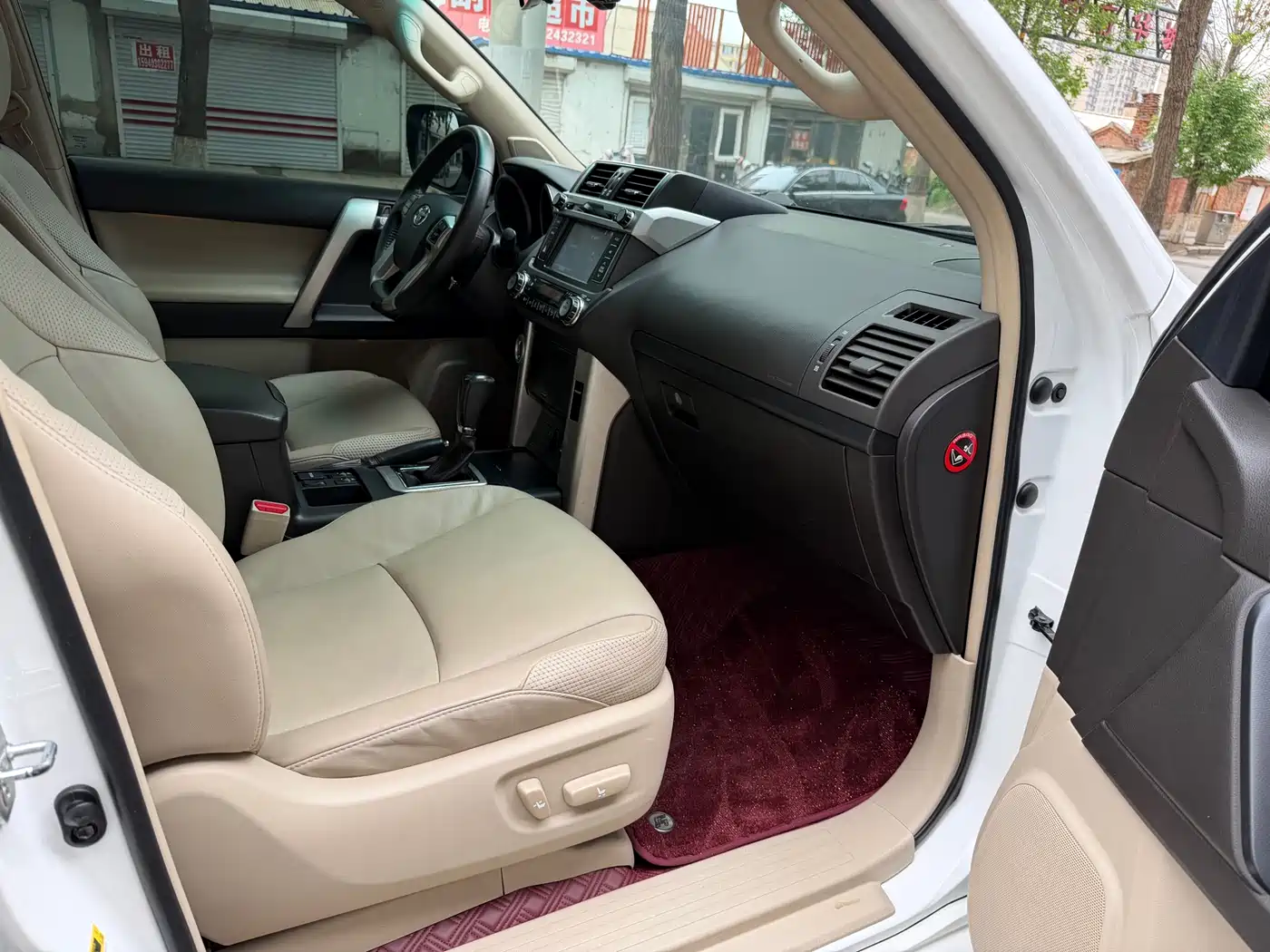 Toyota Prado 2010 4.0L Automatic TX-L фото 9