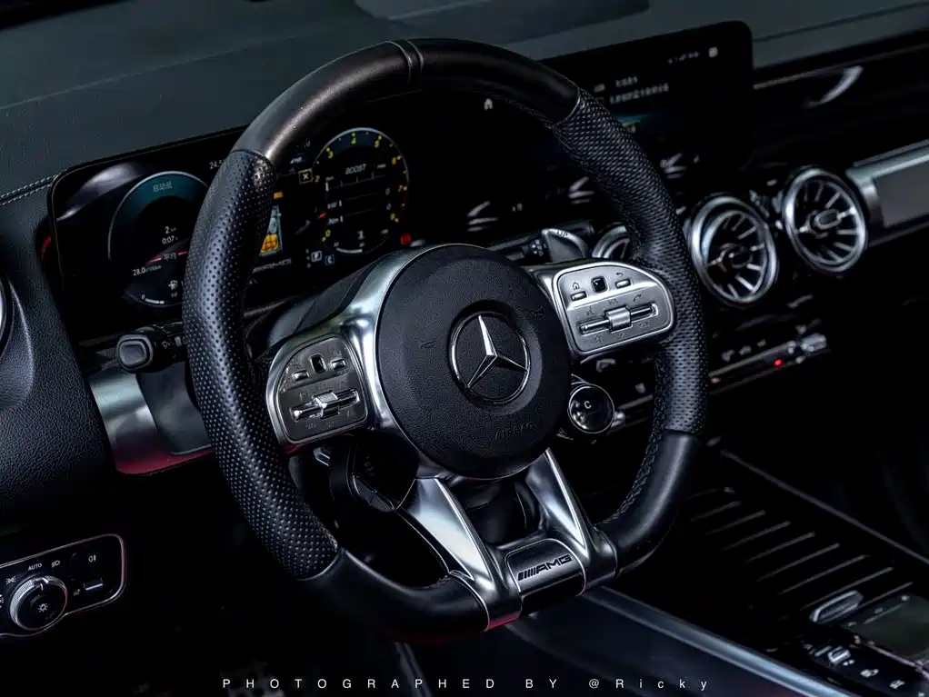 Mercedes-Benz GLB AMG 2021 Facelift AMG GLB 35 4MATIC фото 5