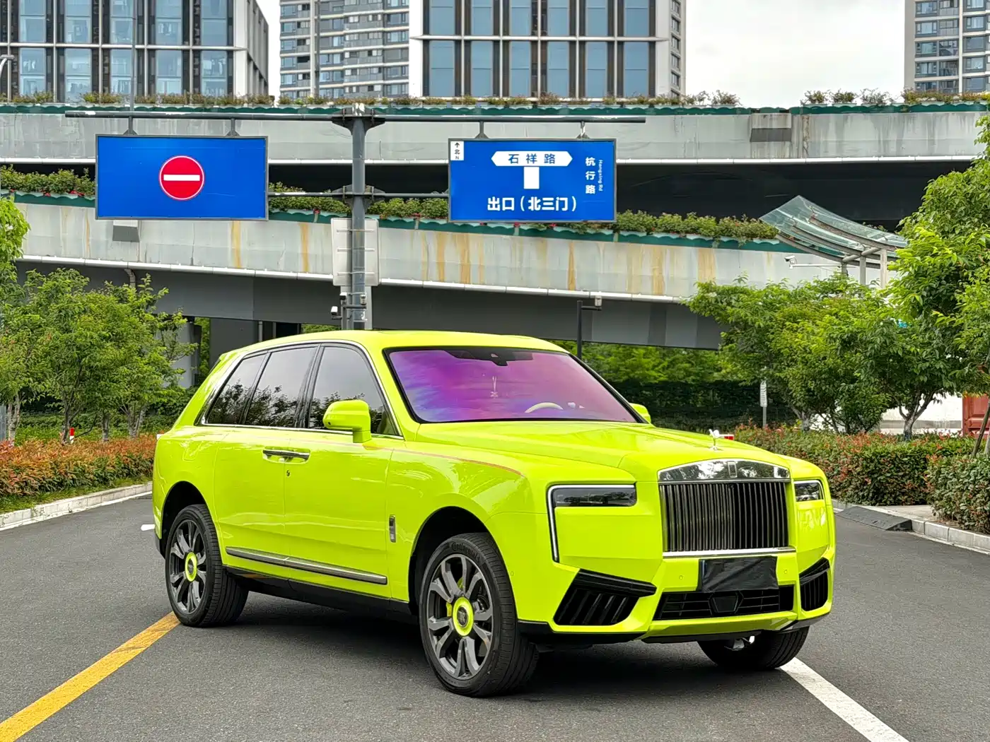 Rolls-Royce Cullinan 2025 2024 5-Seater