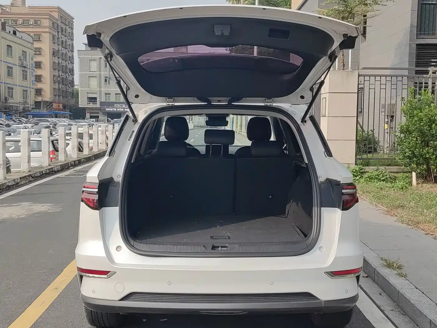 BYD Song Pro New Energy 2019 2019 DM 1.5T 4WD Performance Luxury