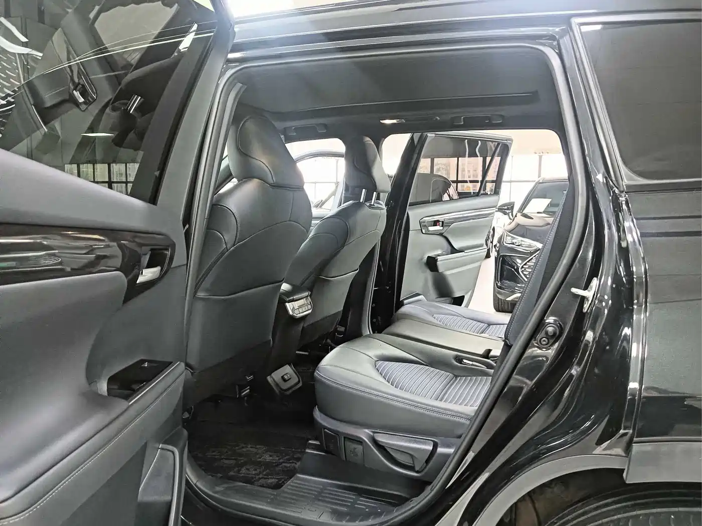 2024 Toyota Crown Kluger