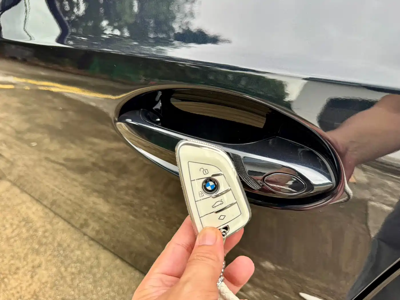 BMW 3 Series 2024 320Li M Sport Package фото 13