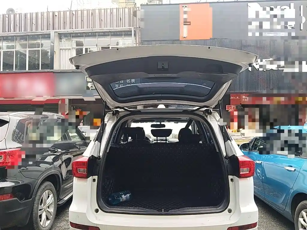 Haval M6 2017 1.5T Automatic 2WD Elite фото 19