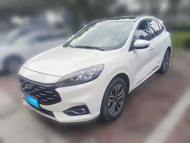 Ford Escape 2020 EcoBoost 245 2WD Smart Premium Edition — фото 1