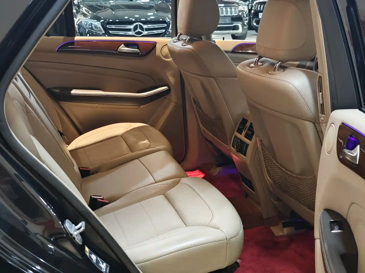 Mercedes-Benz M-Class 2012 Model ML 350 Luxury фото 13
