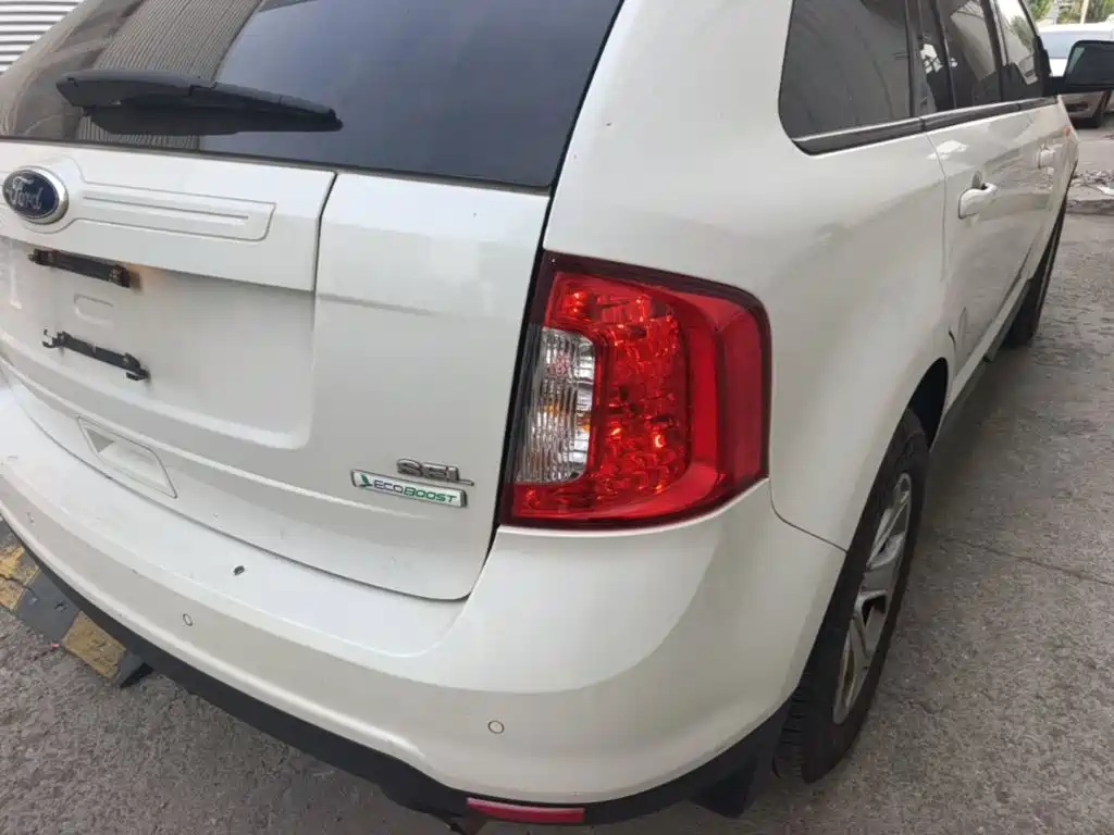 Ford Edge (Import) 2015 2012 2.0T Elite Sunroof Edition