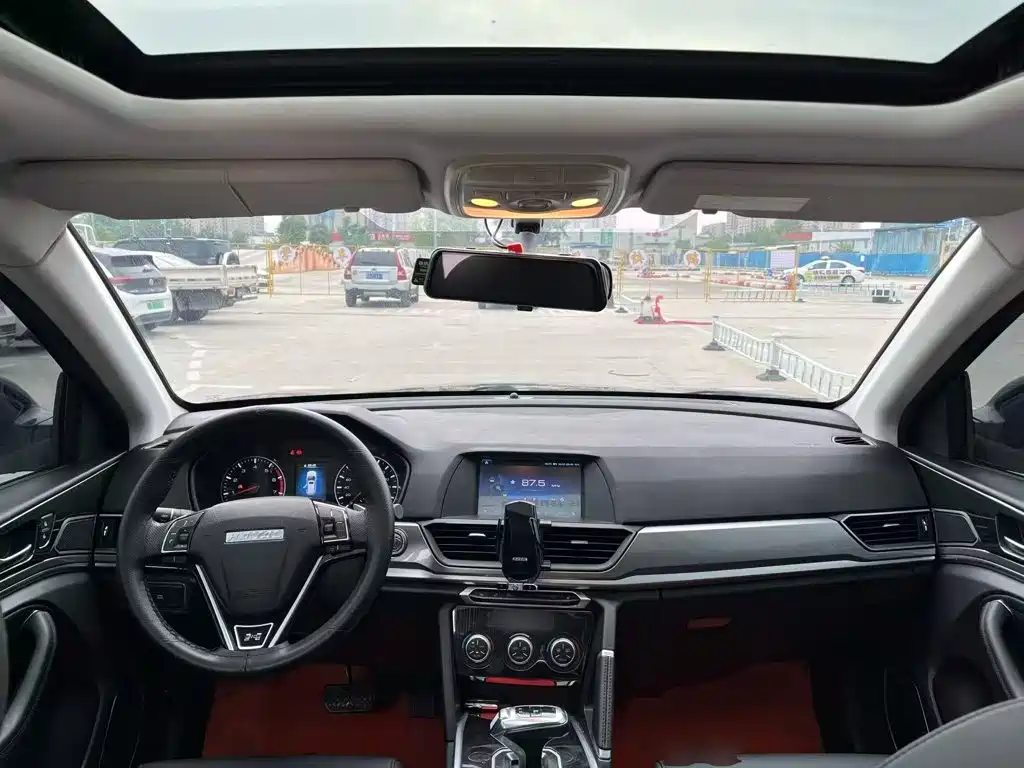 Фото 11 - Haval H6