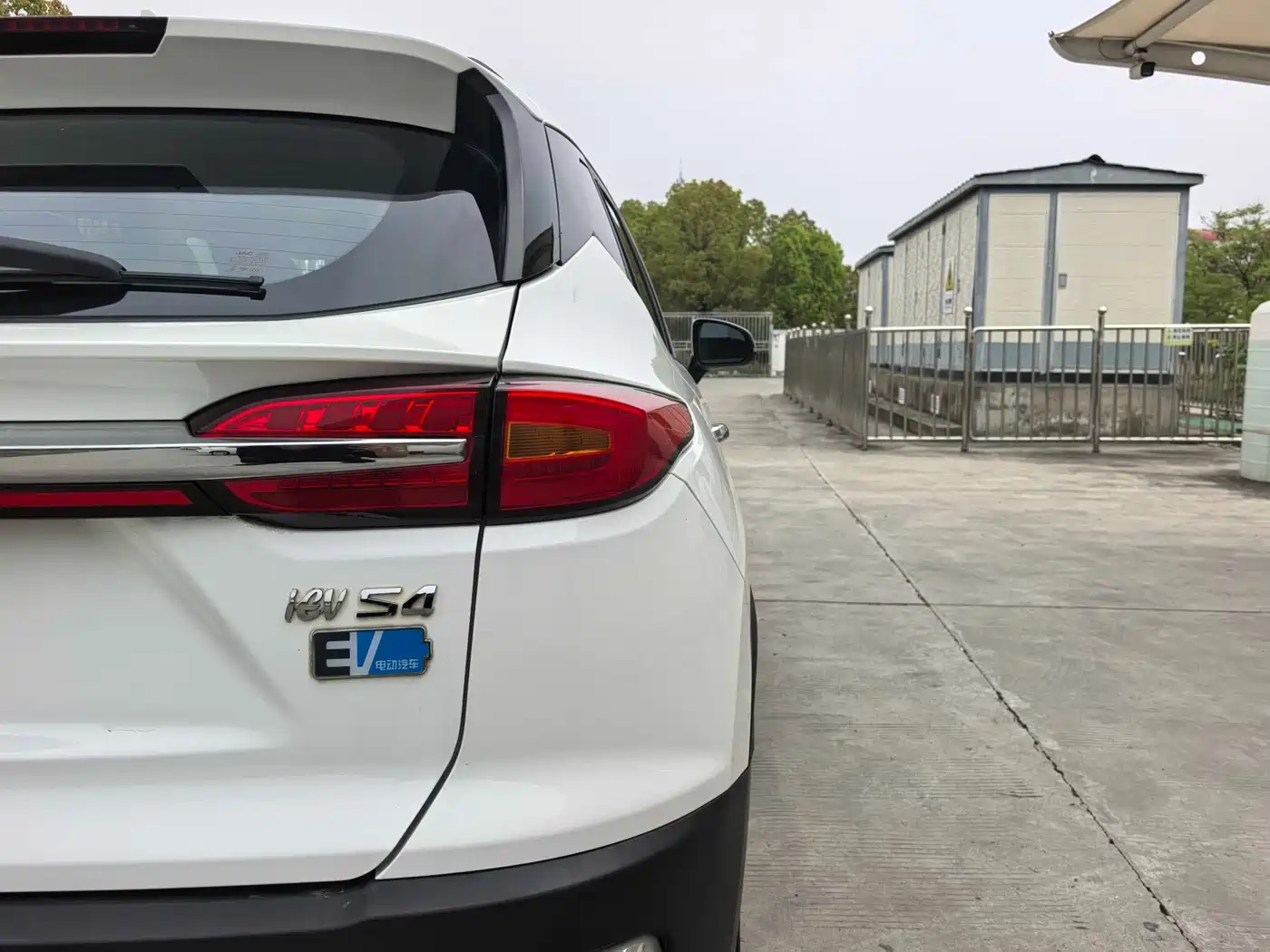 JIANGQI GROUP JAC iEVS4