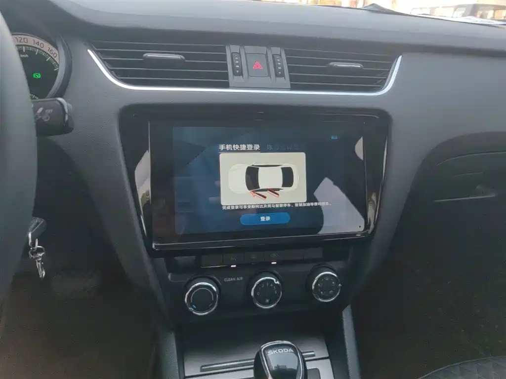 SKODA OCTAVIA