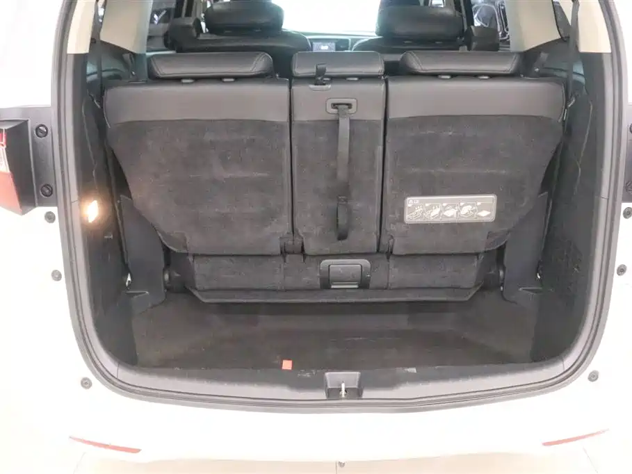 Photo 18 - Honda Odyssey