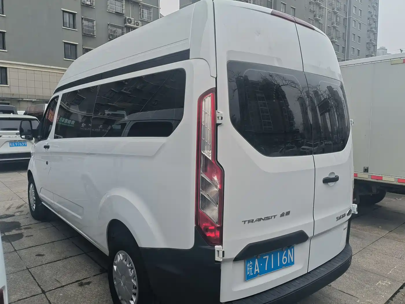 Ford Transit 2019 2019 2.0T Diesel Multi-Purpose Commercial Vehicle Medium Wheelbase Medium Roof 6-Seater China VI