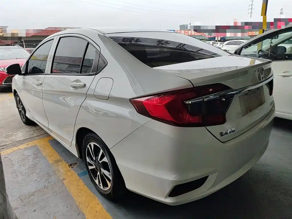 Honda Greiz 2017 2016 1.5L CVT Classic Edition