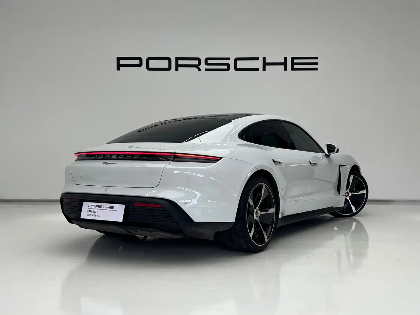Porsche Taycan 2024 2022 Taycan