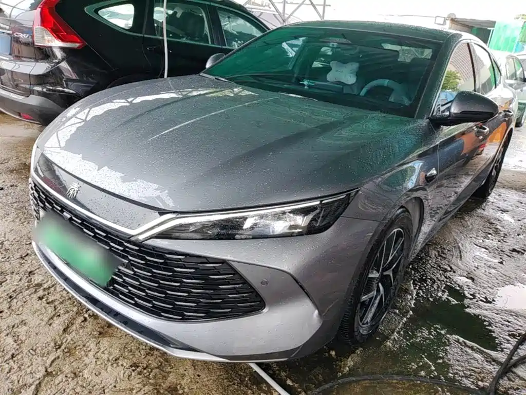 BYD Qin L 2025 DM-i Smart Drive 80KM Premium