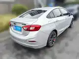 Фото 2 - Chevrolet Cruze