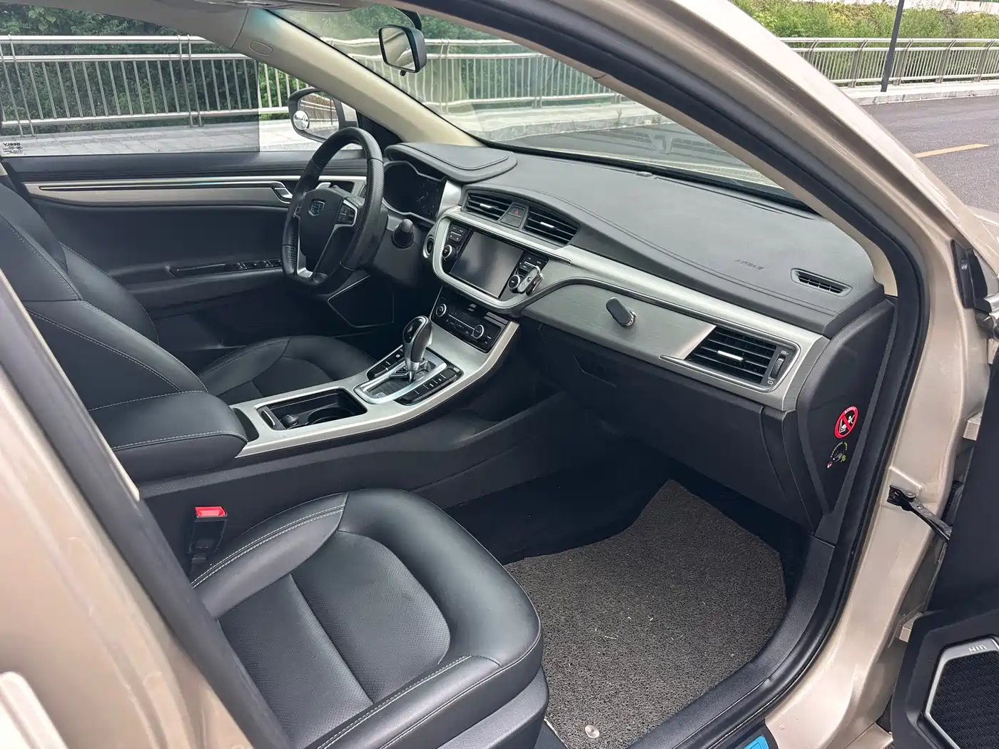 Geely Emgrand GL 2017 2017 1.8L DCT Elite