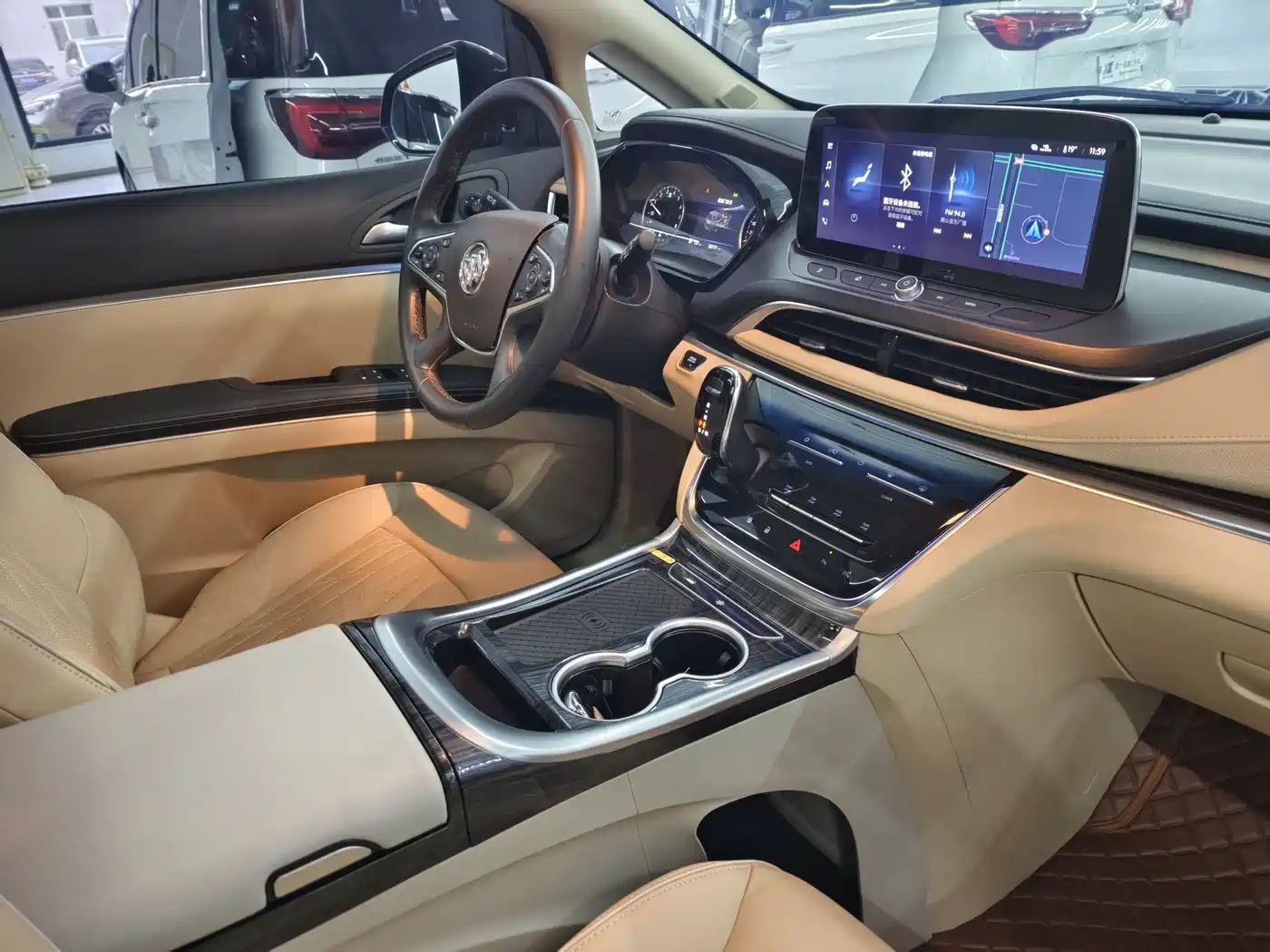 Buick GL8 2023 Land Business Class Smart Premium фото 15