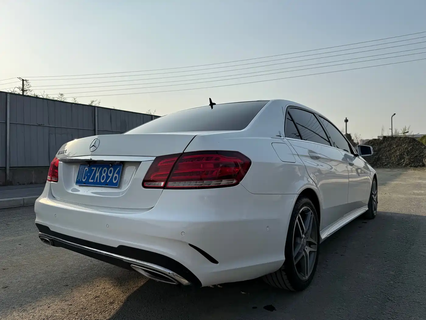 Mercedes-Benz E-Class 2014 E 300 L Sport Luxury фото 36