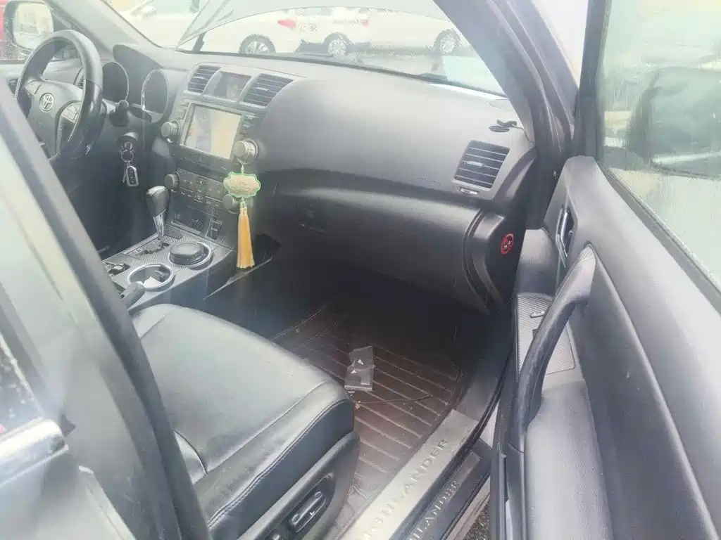 Toyota Highlander 2010 2009 2.7L 2WD 7-seater Luxury Edition