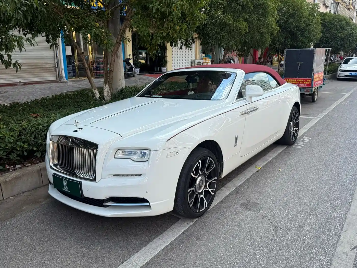 Rolls-Royce Dawn 2018 2015 6.6T Standard