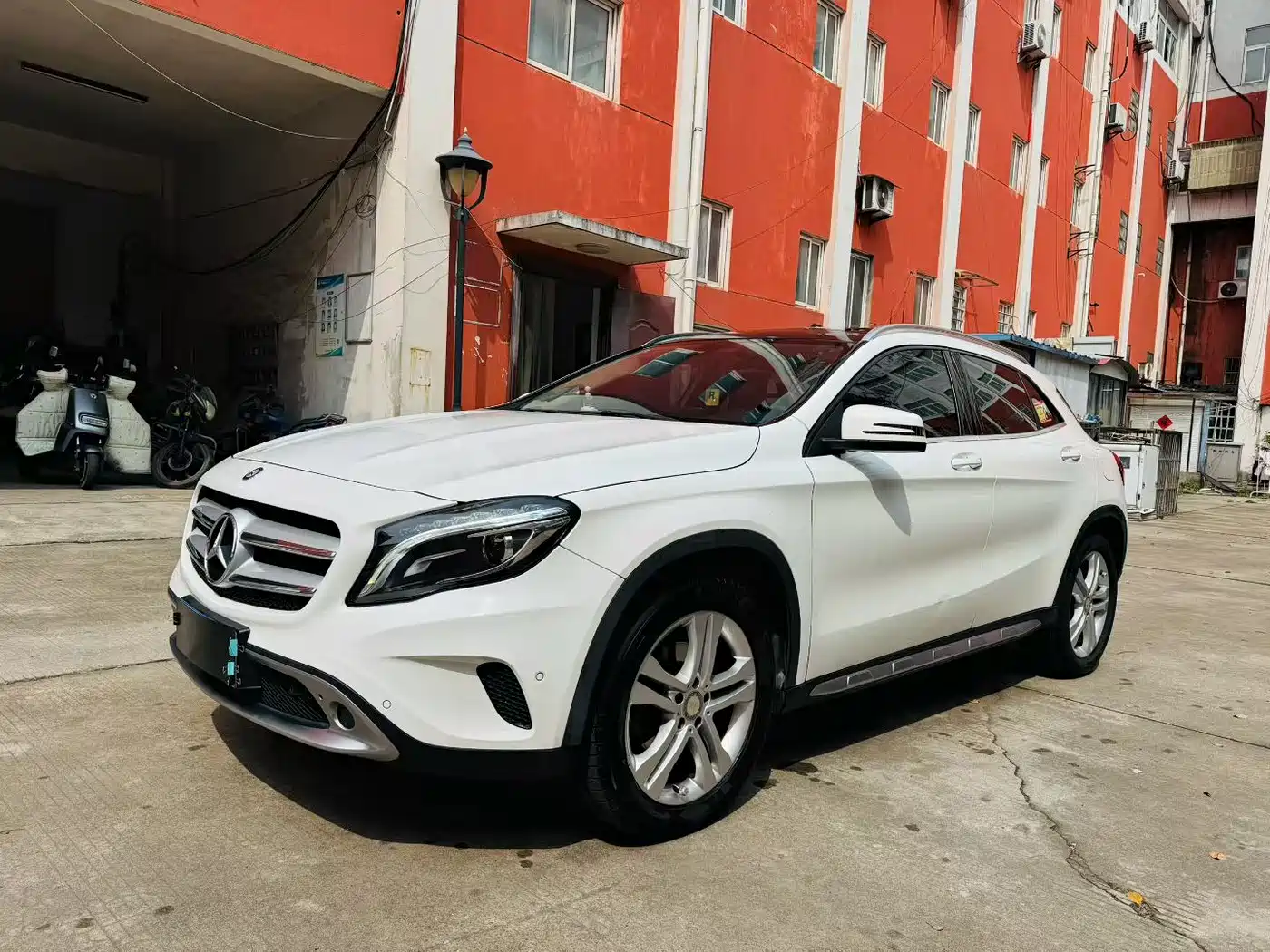 Mercedes-Benz GLA 2016 GLA 200 Dynamic